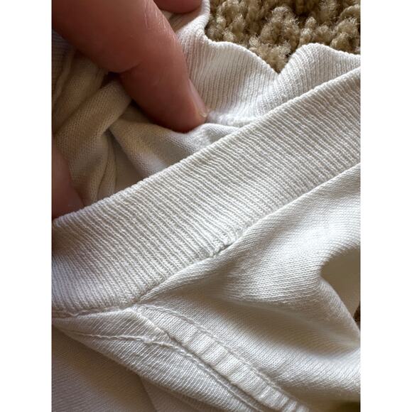 Vintage Portofino Italy USA Made Guess by Marciano Single Stitch White L T-shirt - Picture 8 of 8